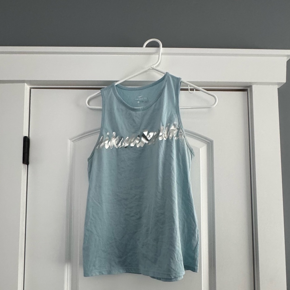 Nike Women's light teal  Tank Top